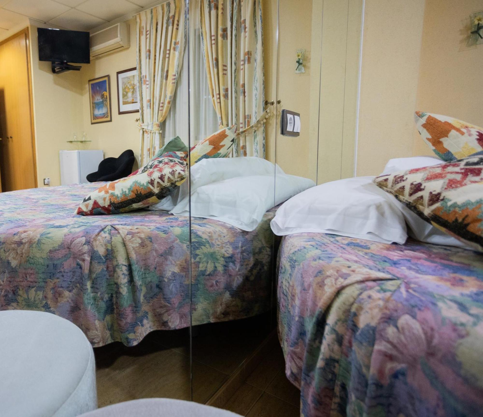 Hotel Beatriz Бурриана Экстерьер фото